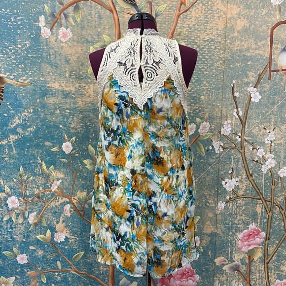 NWT Entro Lace Dress - Picture 4 of 5